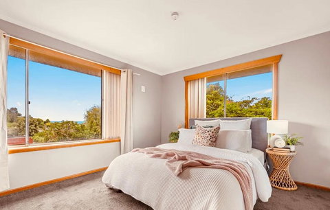 Natural & Relax House In Ulverstone - eAccommodation 0