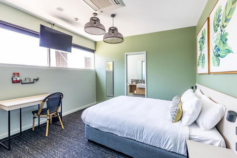 Nightcap At Commercial Hotel - eAccommodation 3