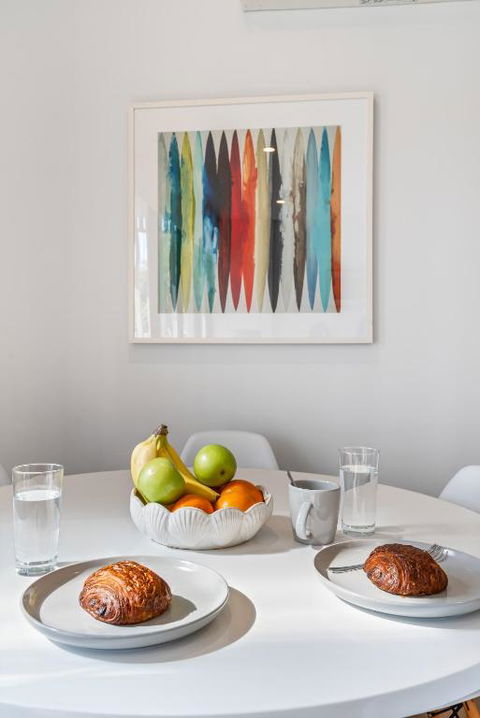 Park Life! Elegant & Sun-Filled 2 Bed 2 Bath Home In Caulfield North - eAccommodation 3