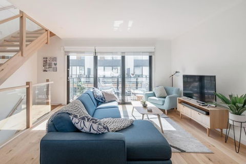 Perfect Port Melbourne Townhouse - eAccommodation 0