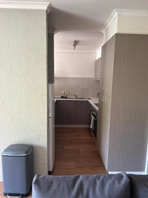 Plush 2 Bedroom Apartment Kingston - eAccommodation 3