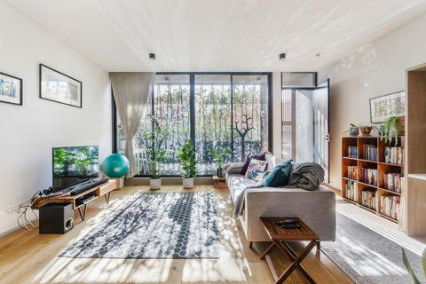 Premium Executive Apt In The Heart Of Fitzroy - eAccommodation 2