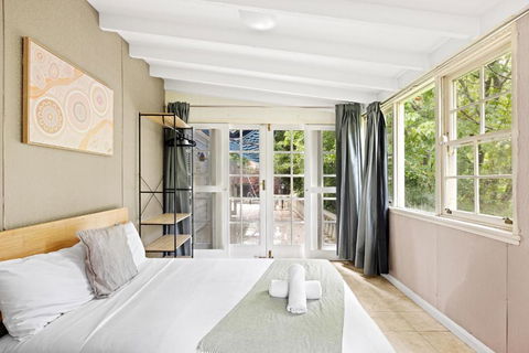 Private Double Room - Quaint Place In Lindfield - Shared Bathroom - eAccommodation 1