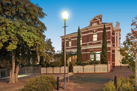 QPO QUEENSCLIFF - eAccommodation 2