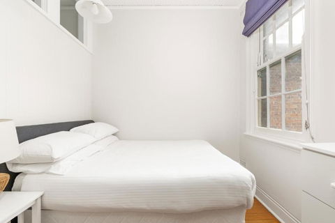Quaint 3-Bed Heritage Home In The Heart Of Sydney - eAccommodation 3