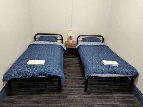 Queen Victoria Hostel - eAccommodation 3