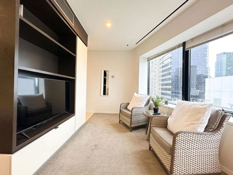 QV Central Oasis Contemporary City Getaway - eAccommodation 3
