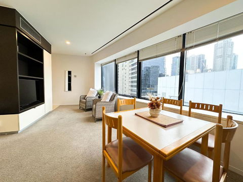 QV Central Oasis Contemporary City Getaway - eAccommodation 2