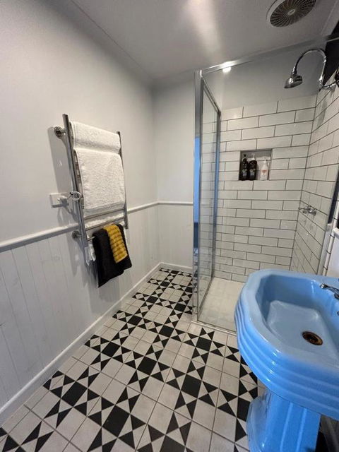 Rainy Hill Retreat - The Cottage - eAccommodation 3