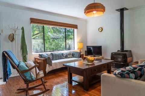 Rare Find In Bendalong - eAccommodation 0