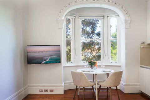 Ravenscourt S Studio Apartment Close To Everything - eAccommodation 1