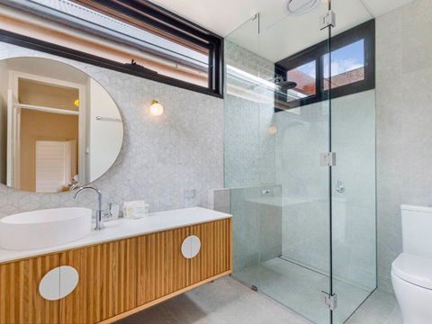 Red Door At Wishart - eAccommodation 3