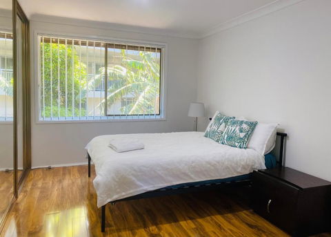 Quiet Family Townhouse In Wollongong CBD - eAccommodation 3