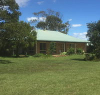 At HOME on HOLMES - eAccommodation
