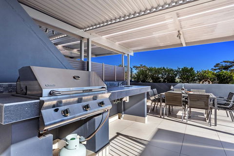 Aura Unit 10 - Shoal Bay - eAccommodation 3