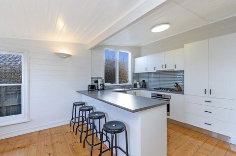 Avery Cottage - eAccommodation 3