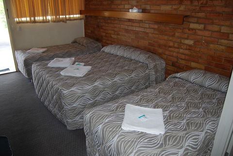 Avocado Motor Inn - eAccommodation 2