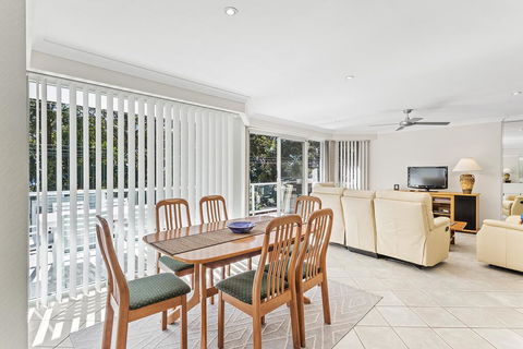 Bagnall Beach Apartments Unit 5-153 Government Rd - eAccommodation 3
