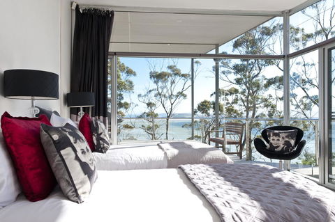 Baragoola Retreat - eAccommodation 1