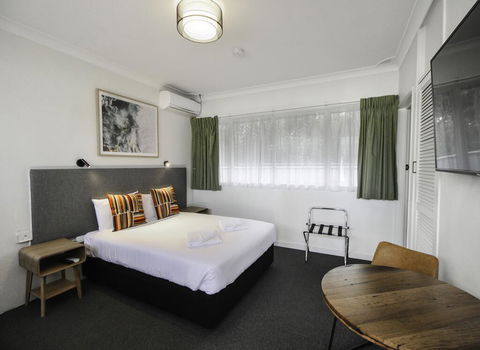 Batemans Bay Hotel - eAccommodation 1