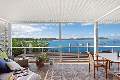 Bay Breeze Boutique Accommodation - eAccommodation 0