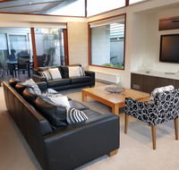 Beach Haven - eAccommodation