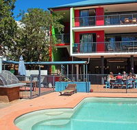 Beach Hostel Mooloolaba - eAccommodation