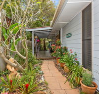 BEACH RETREAT - eAccommodation