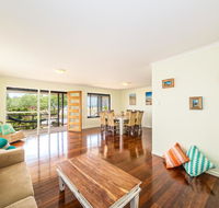 Beachfront at Bribie - eAccommodation