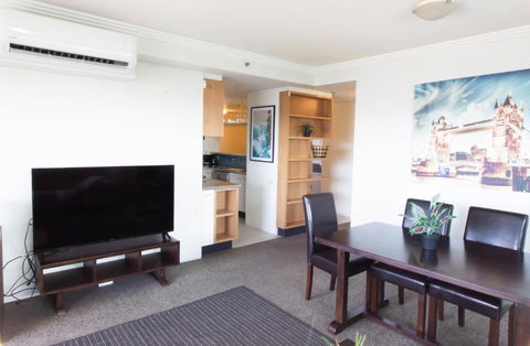 Republic Apartment - eAccommodation 0