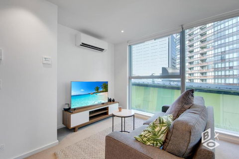 REST COLLECTION Apartments On Collins Docklands - eAccommodation 0