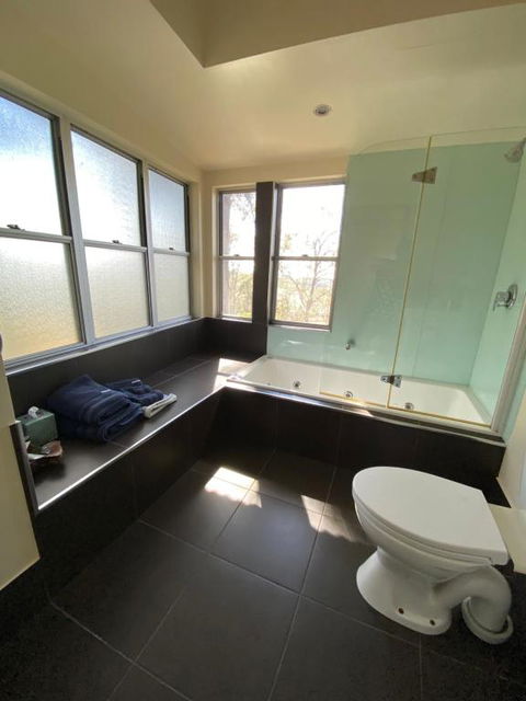 Redrock Retreat - eAccommodation 1