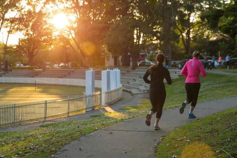 Renovated Charming & Cozy House (Walk To Station) - eAccommodation 3