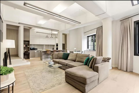 Renovated Warehouse Conversion In Heart Of Sydney - eAccommodation 0