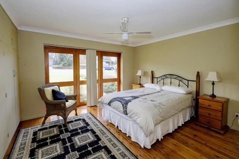 Retreat On Gleeson - Linen Not Included - eAccommodation 0