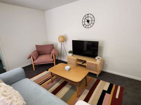 Retro Rose St Kilda Mansions - eAccommodation 0