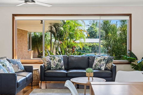 Riverfront Heated Pool Sauna Kayaks - eAccommodation 3