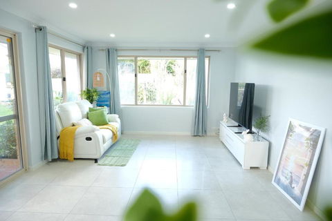 Riverside 5bedrooms Holiday House With Swimming Pool - eAccommodation 3