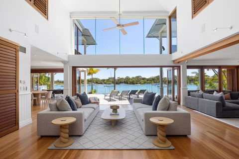 Riverside Elegance On Noosa Parade - eAccommodation 3