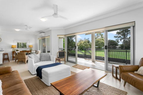Riviera Noosa Resort - eAccommodation 1
