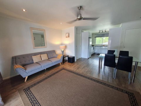 Residential Two-bedroom Unit On The Strand, Self-check In, Wi-fi - eAccommodation 0