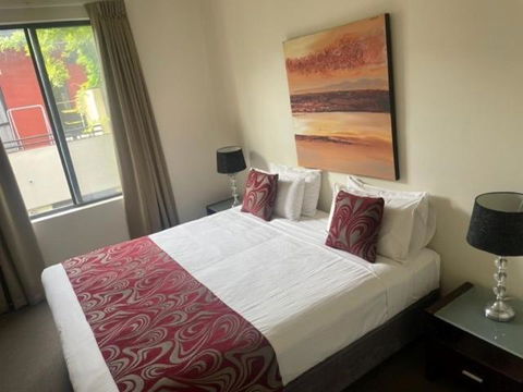 RNR Sturt Holiday Home - eAccommodation 3