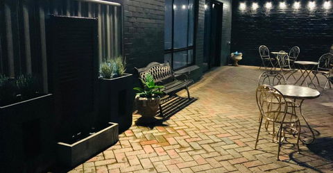 Rochester Tavern - eAccommodation 3