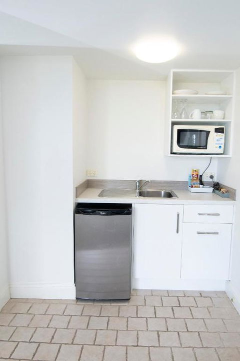 Rockpool Motor Inn - eAccommodation 2