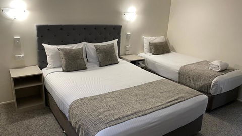 Rocky Gardens Motor Inn Rockhampton - eAccommodation 2