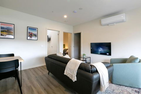 Rocky Valley Luxury Apartments - eAccommodation 2