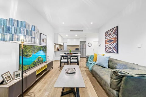 Rooftop 2 Bed Apt With Terrace At Newtown - eAccommodation 0