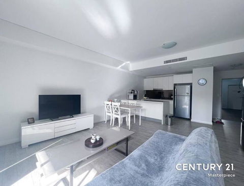 Rosebery Comfort 2BR Apt Near CBD - eAccommodation 0