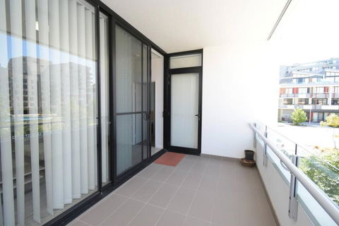 Rosebery Comfort 2BR Apt Near CBD - eAccommodation 3