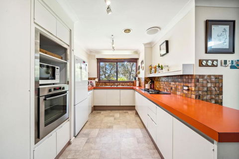 Rosella Retreat - eAccommodation 2